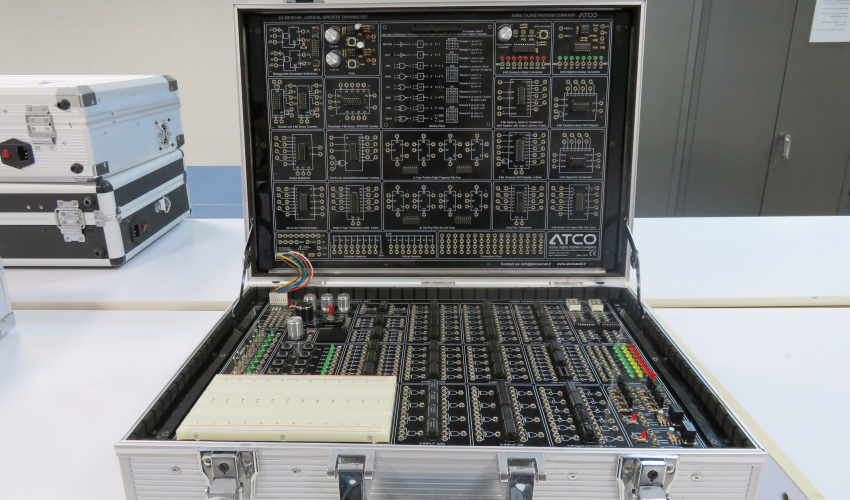 ست آموزشی مدار منطقی